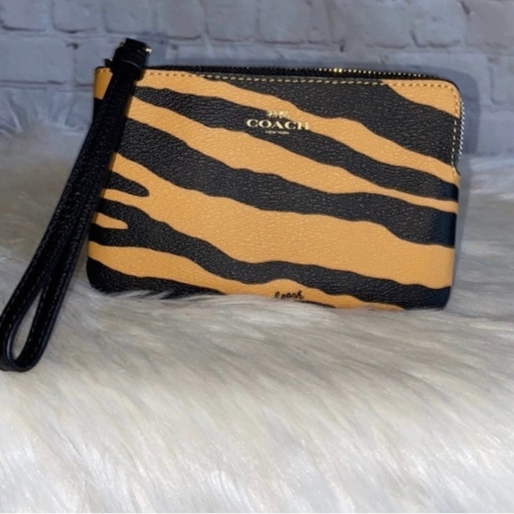 Coach Tiger Print Corner Zip Pouch